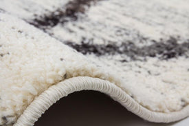 AREA RUG - 127 - 5'3