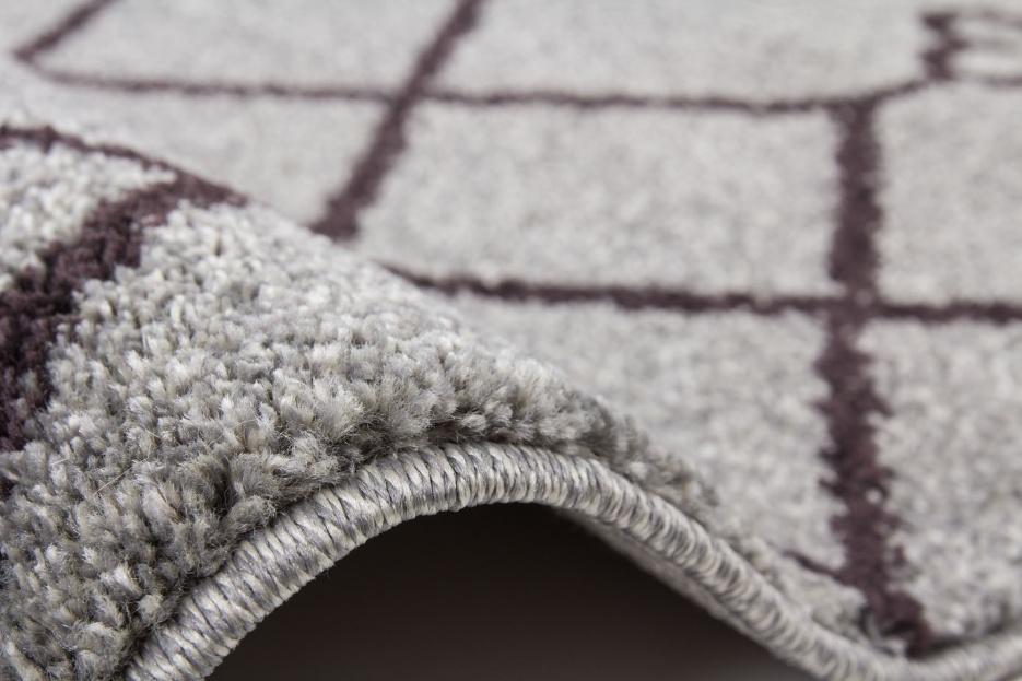 FurnitureMattressDirect- AREA RUG - 138 - 66 x 95 -1