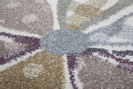 AREA RUG - 200 - 4' X 5'6