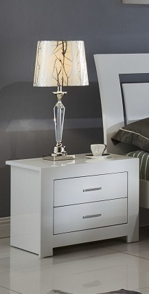 Roxy 8 Pc Platform Bedroom Set in White